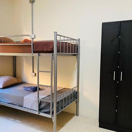 Ommi Hostel Saint Julian's 외부 사진