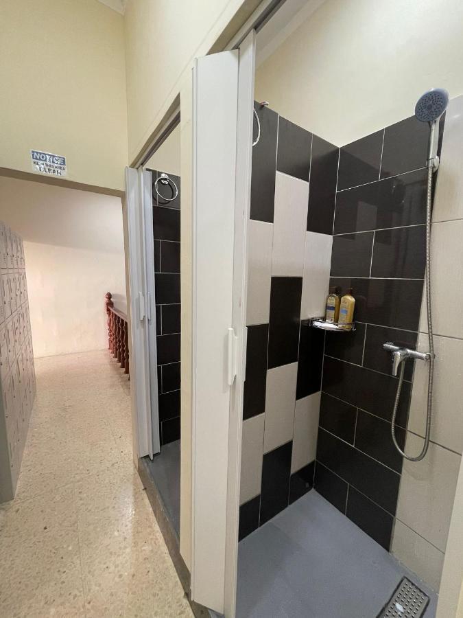 Ommi Hostel Saint Julian's 외부 사진