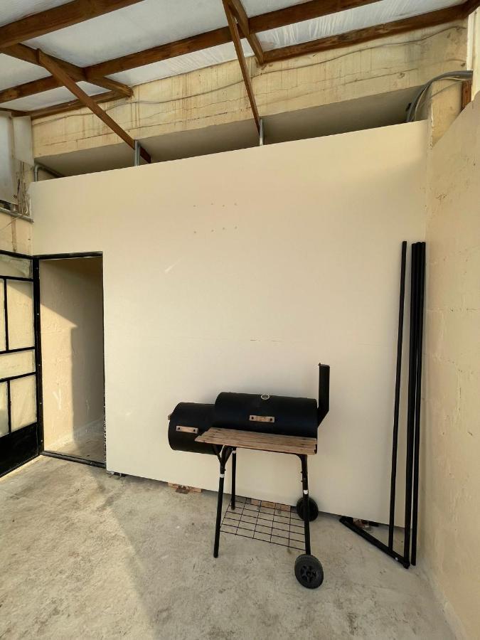 Ommi Hostel Saint Julian's 외부 사진
