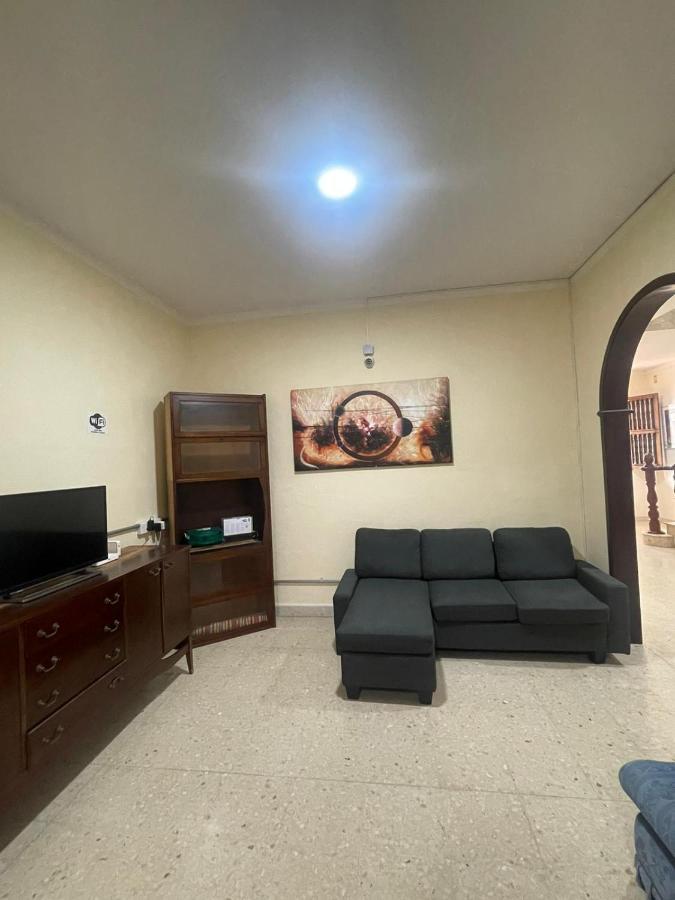 Ommi Hostel Saint Julian's 외부 사진